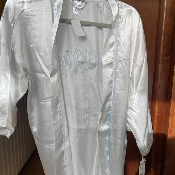 Bride Robe - Picture 14 of 16